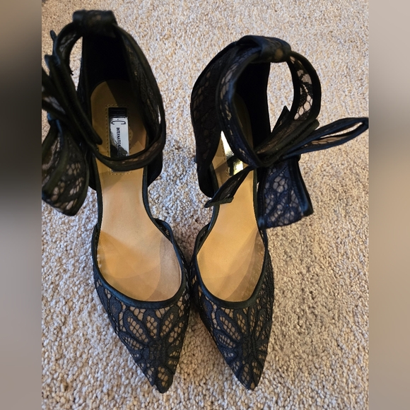 INC Lace high heel with bow - Picture 3 of 5